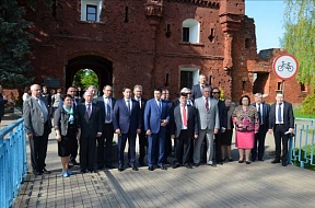 ДЕЛЕГАЦИЯ ЯМАЛА ПОСЕТИЛА БРЕСТЧИНУ ДЕЛЕГАЦИЯ ЯМАЛА ПОСЕТИЛА БРЕСТЧИНУ