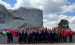 Участники патриотической экспедиции «Непокоренные» в Бресте